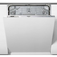 Встраиваемая посудомоечная машина Hotpoint-Ariston HI 5030 W